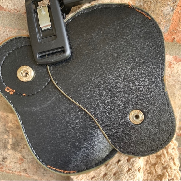 🍒💣 Faux leather crochet stretchy belt - Picture 6 of 6